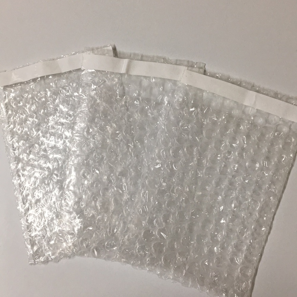20 Bubble Pouches Bag-Self Seal 4x5.5
